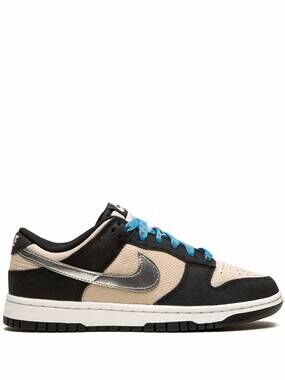 NEW NIKE women's dunk low sneakers in starry laces